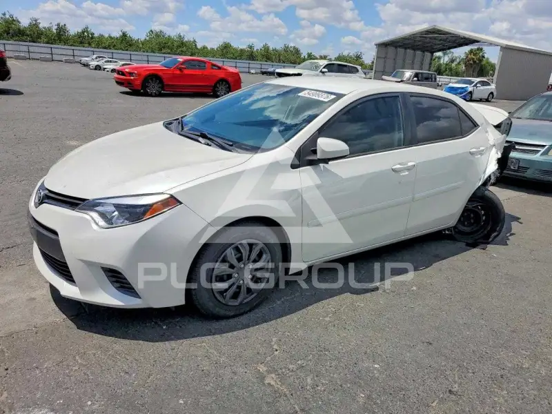 2015 Toyota COROLLA фото