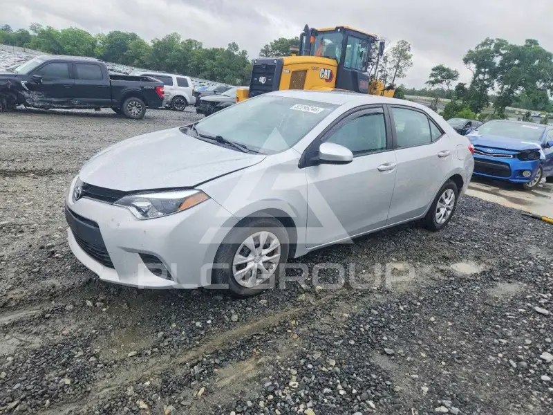2015 Toyota COROLLA фото