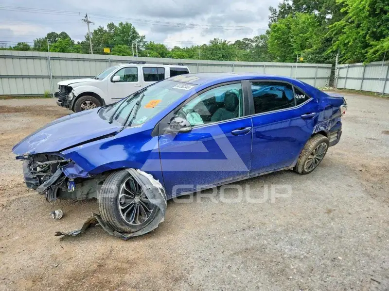2015 Toyota COROLLA фото