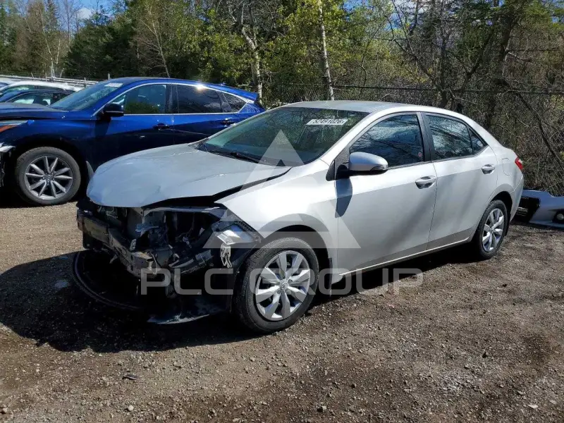 2015 Toyota COROLLA фото