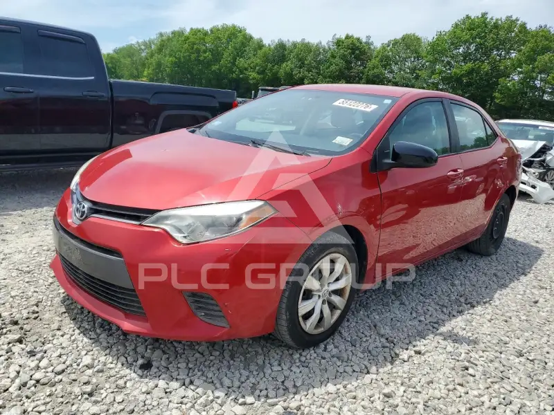 2015 Toyota COROLLA фото