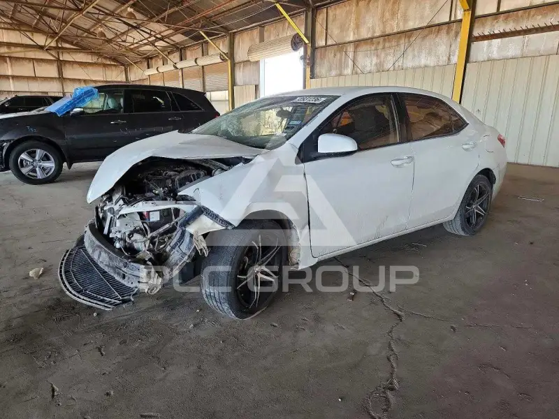 2015 Toyota COROLLA фото