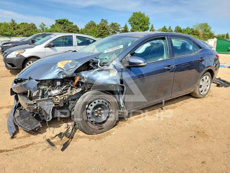 2015 Toyota COROLLA фото