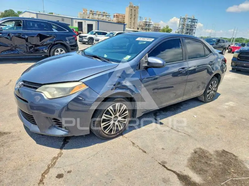 2015 Toyota COROLLA фото