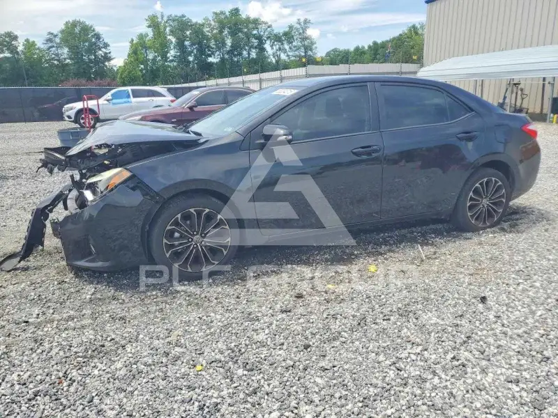 2015 Toyota COROLLA фото