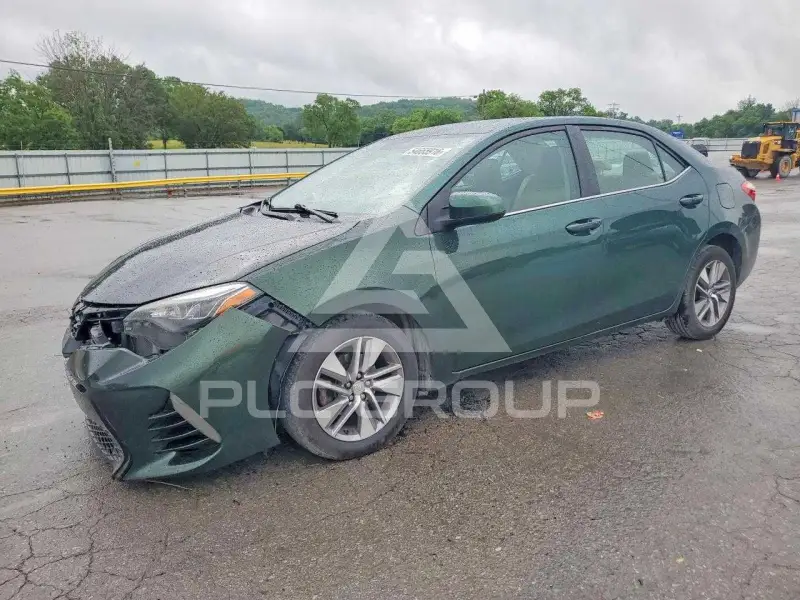 2015 Toyota COROLLA фото