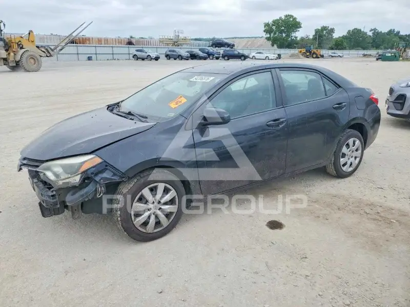 2015 Toyota COROLLA фото