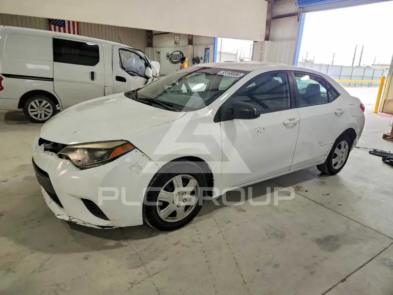 2015 Toyota COROLLA фото