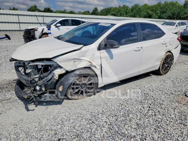 2015 Toyota COROLLA фото