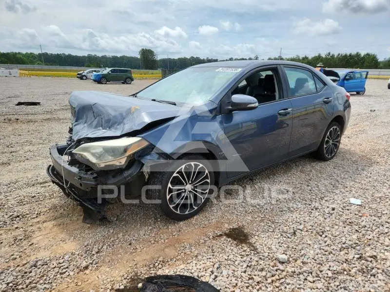 2015 Toyota COROLLA фото