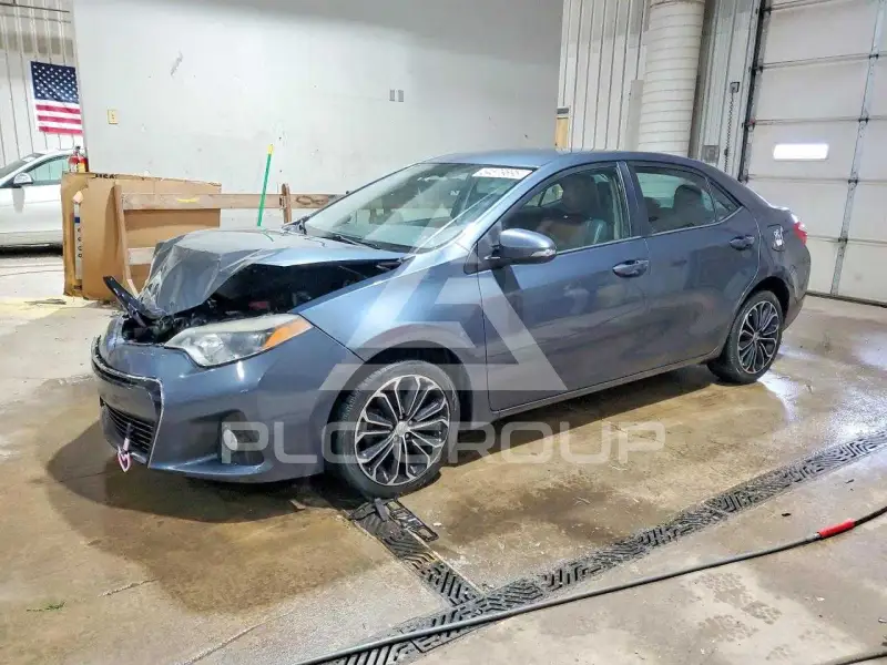 2015 Toyota COROLLA фото