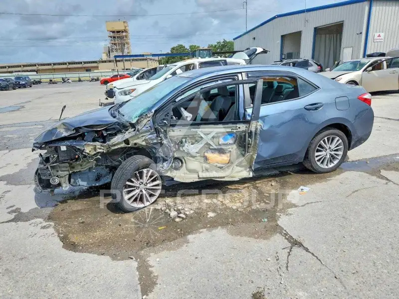 2015 Toyota COROLLA фото