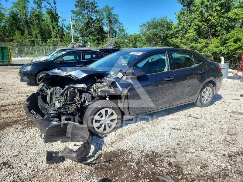 2015 Toyota COROLLA фото