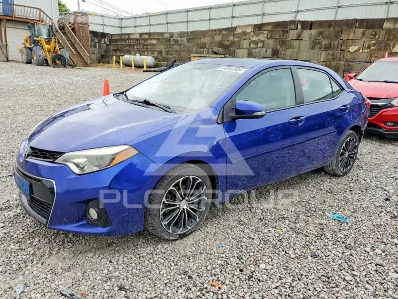 2015 Toyota COROLLA фото