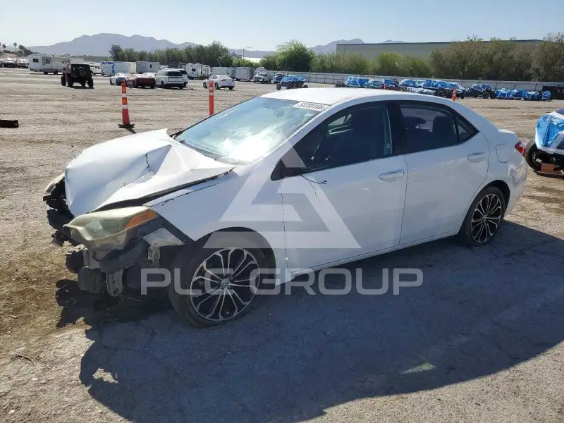 2015 Toyota COROLLA фото