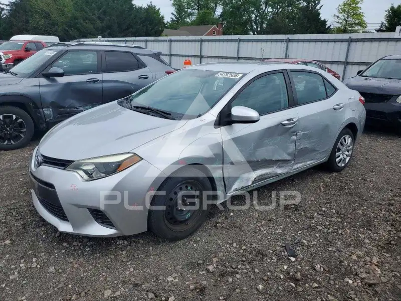2015 Toyota COROLLA фото