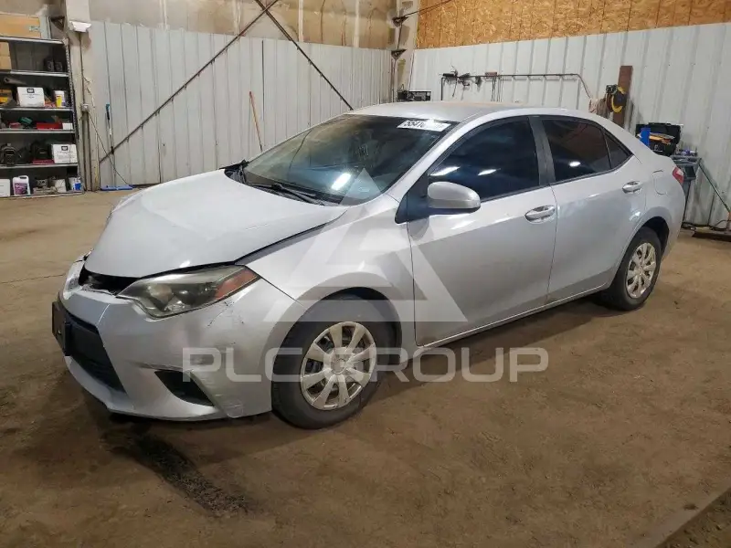 2015 Toyota COROLLA фото