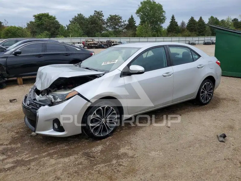 2015 Toyota COROLLA фото