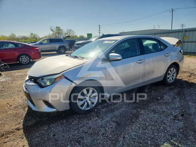 2015 Toyota COROLLA фото