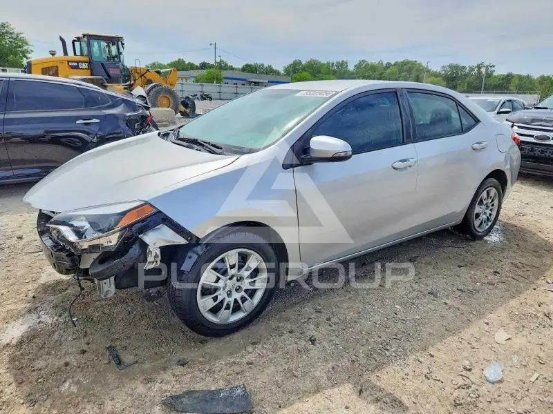 2015 Toyota COROLLA фото