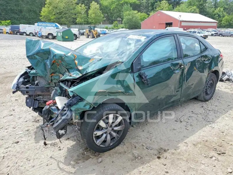 2015 Toyota COROLLA фото