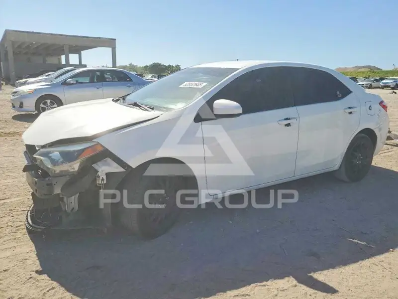 2015 Toyota COROLLA фото