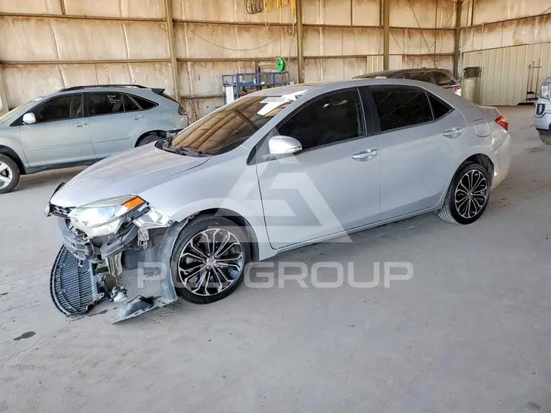 2015 Toyota COROLLA фото