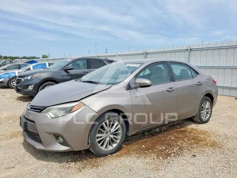 2015 Toyota COROLLA фото