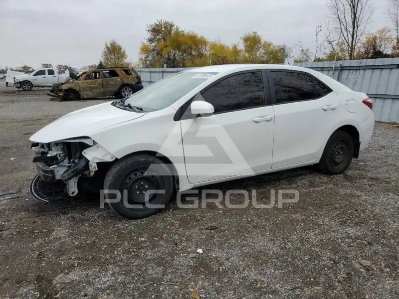 2015 Toyota COROLLA фото