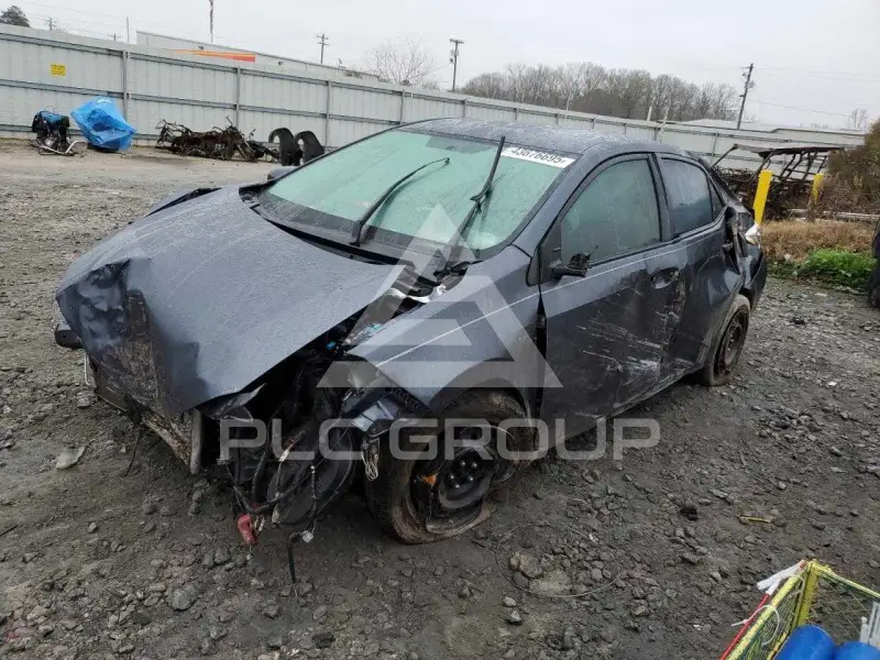 2015 Toyota COROLLA фото