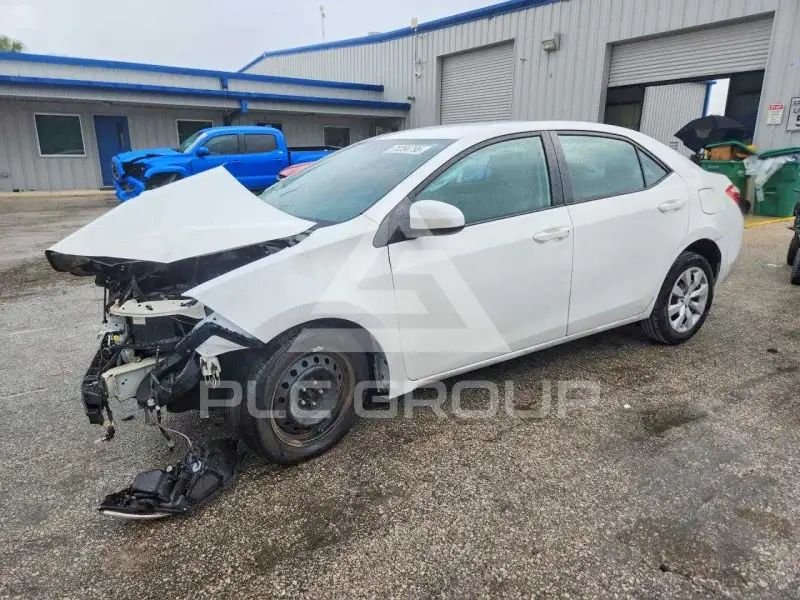 2015 Toyota COROLLA photo