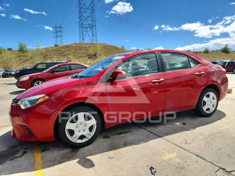2015 Toyota COROLLA фото