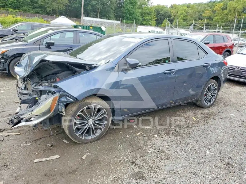 2015 Toyota COROLLA фото