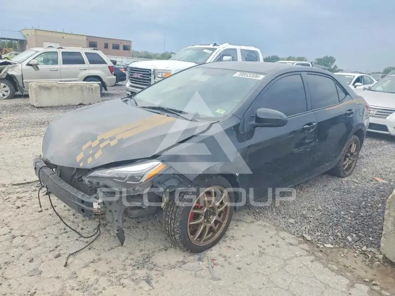 2015 Toyota COROLLA фото