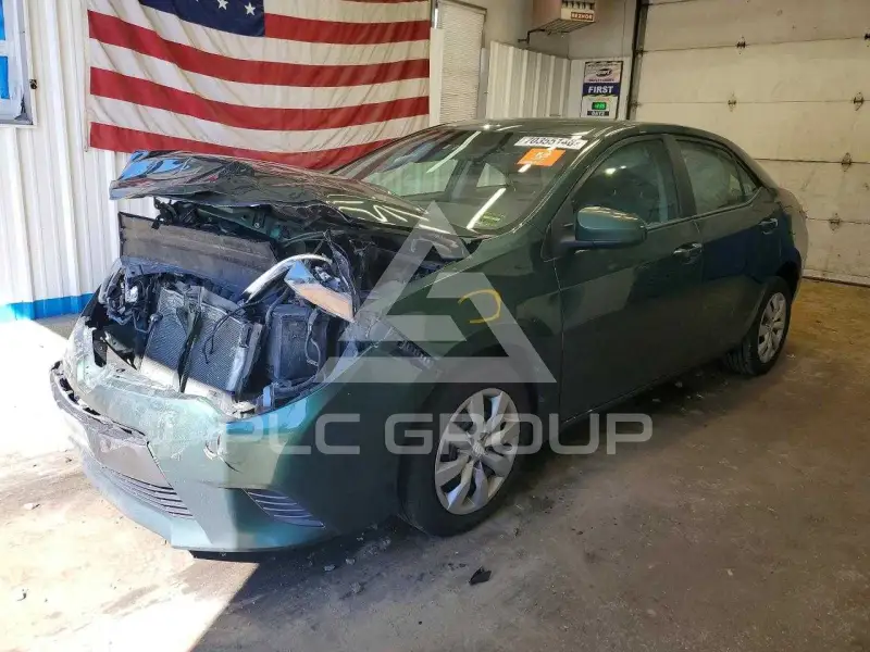 2015 Toyota COROLLA фото