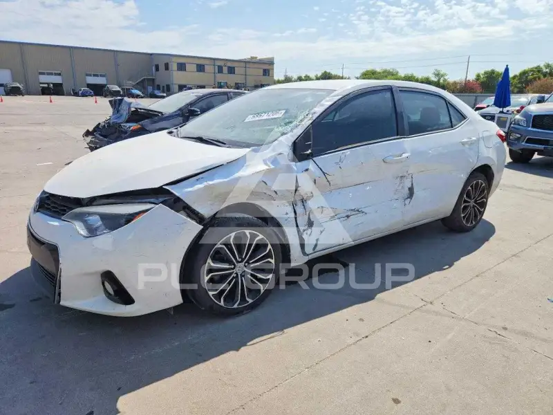 2015 Toyota COROLLA фото