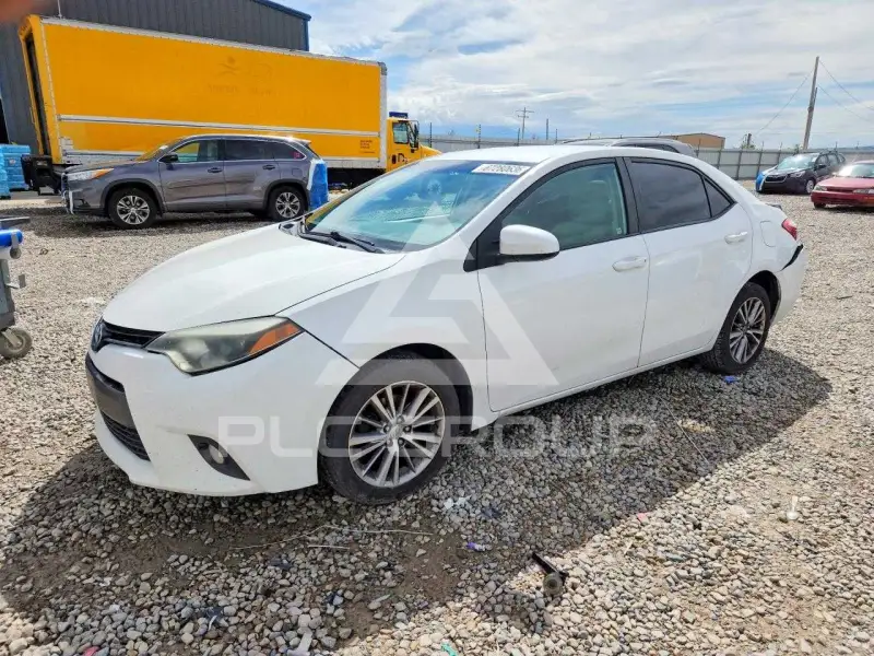 2015 Toyota COROLLA фото