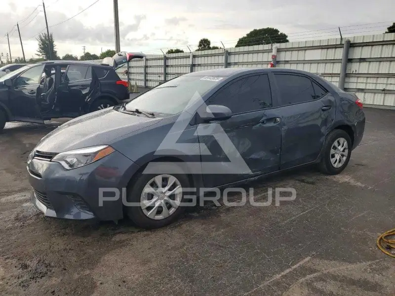 2015 Toyota COROLLA фото