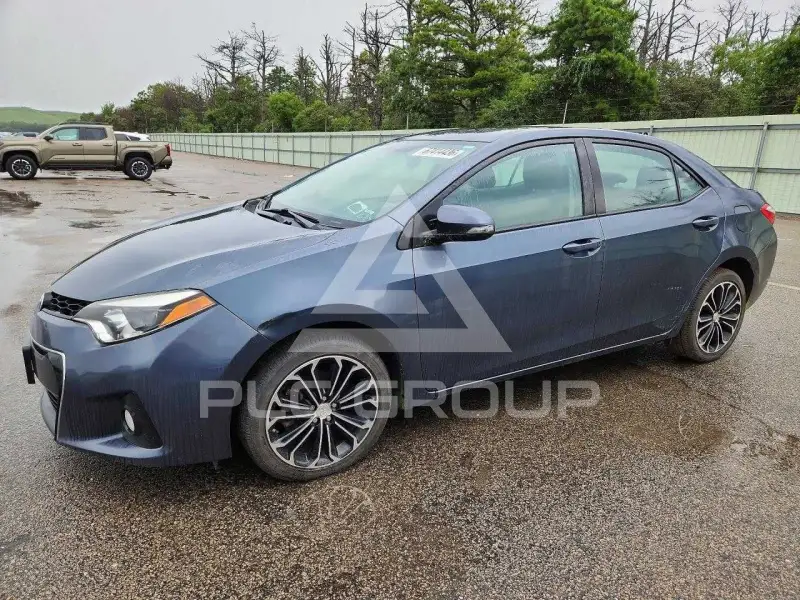 2015 Toyota COROLLA фото
