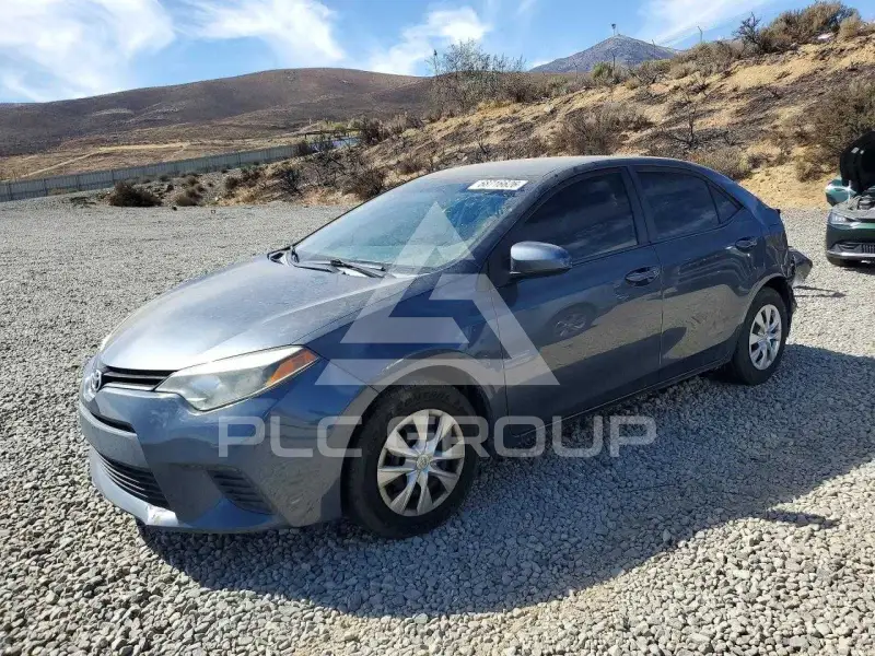2015 Toyota COROLLA фото