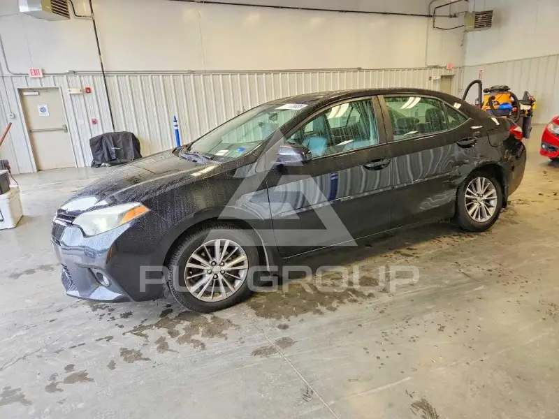 2015 Toyota COROLLA фото