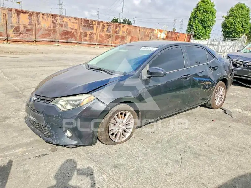 2015 Toyota COROLLA фото