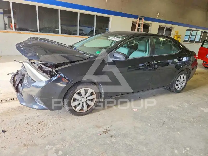 2015 Toyota COROLLA фото