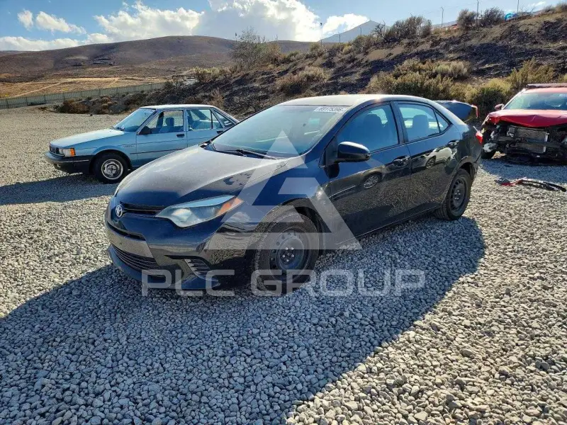2015 Toyota COROLLA фото