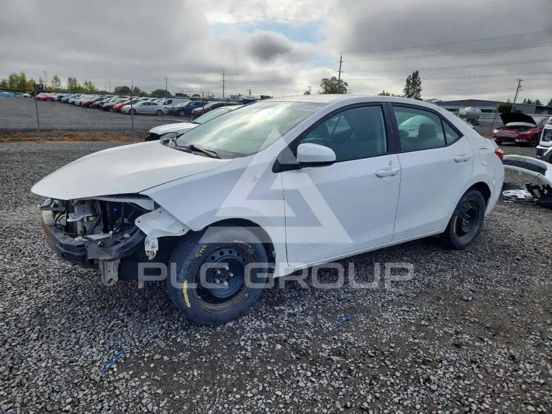 2015 Toyota COROLLA фото
