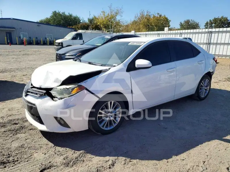 2015 Toyota COROLLA фото