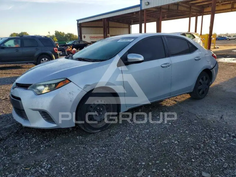 2015 Toyota COROLLA фото