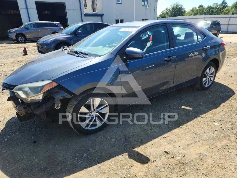 2015 Toyota COROLLA фото