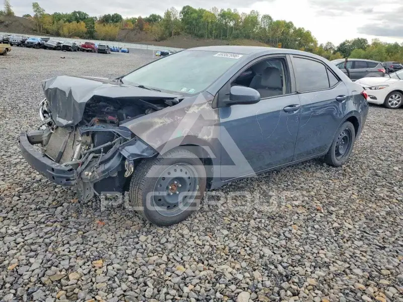 2015 Toyota COROLLA фото