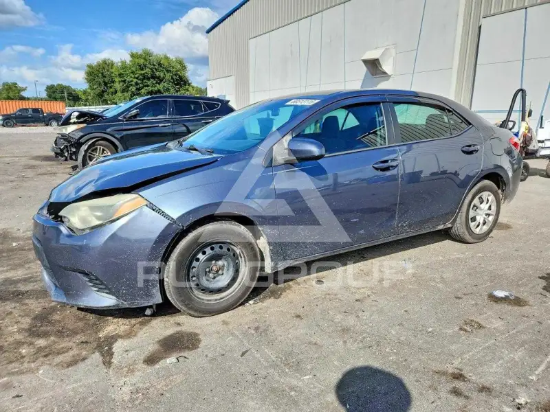 2015 Toyota COROLLA фото